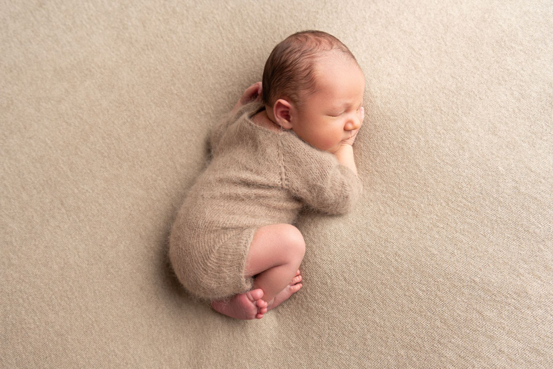 Neugeborenen-Fotoshooting-Muenchen
