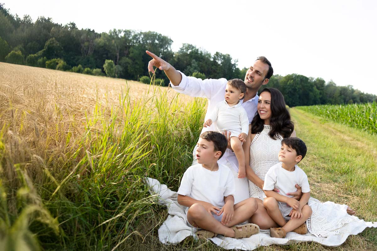 fotoshooting-im-sommer-feld-muenchen