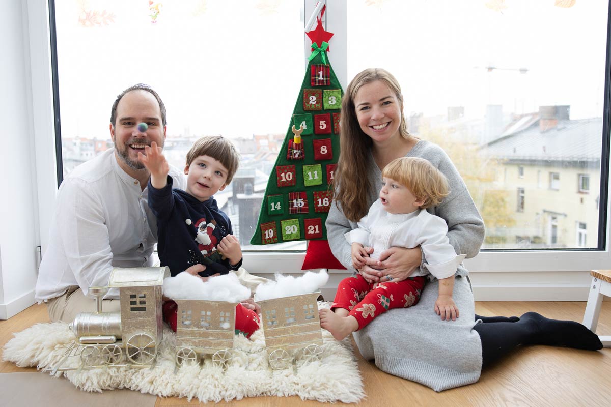 muenchen-shooting-zu-hause-weihnachten-outfit