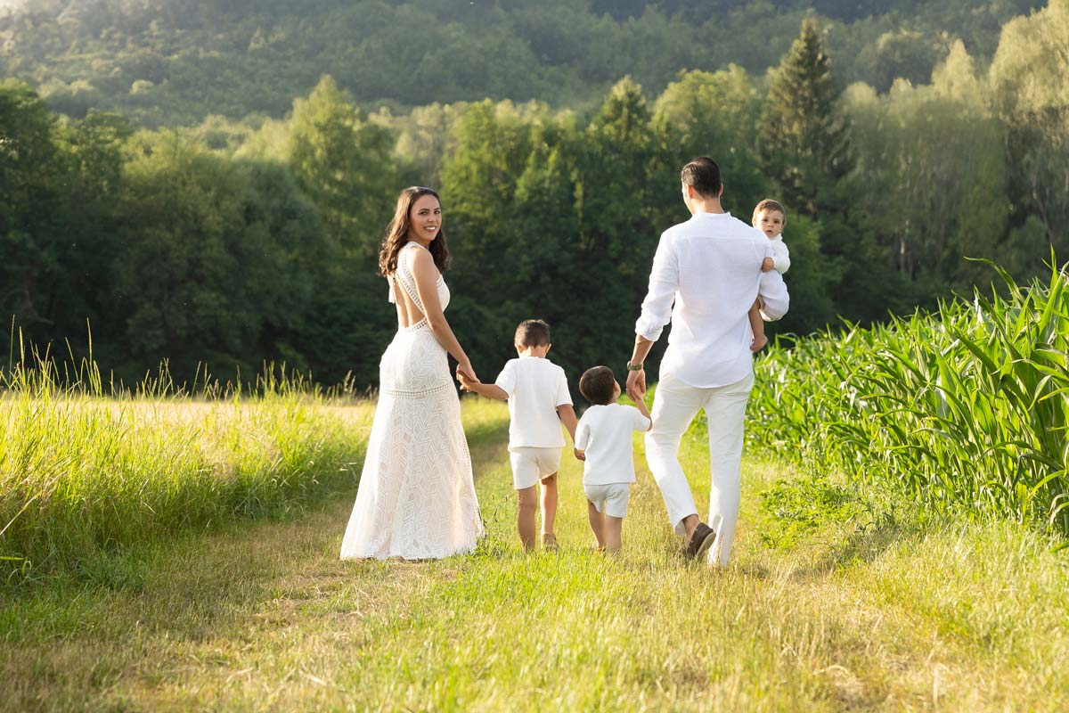 outdoor-shooting-familie-mit-kindern-muenchen