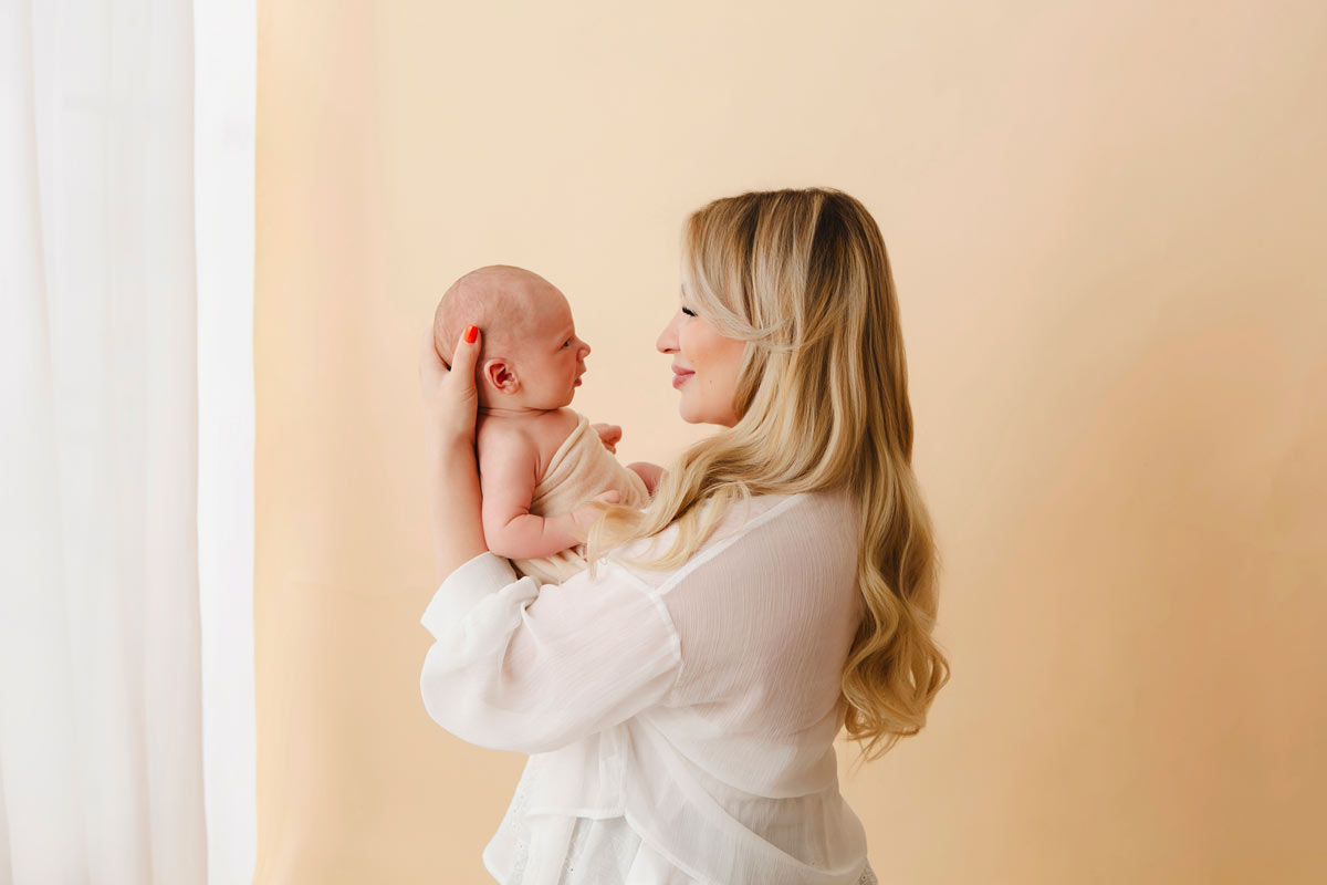 minimalistische-neugeborenenfotografie-berlin