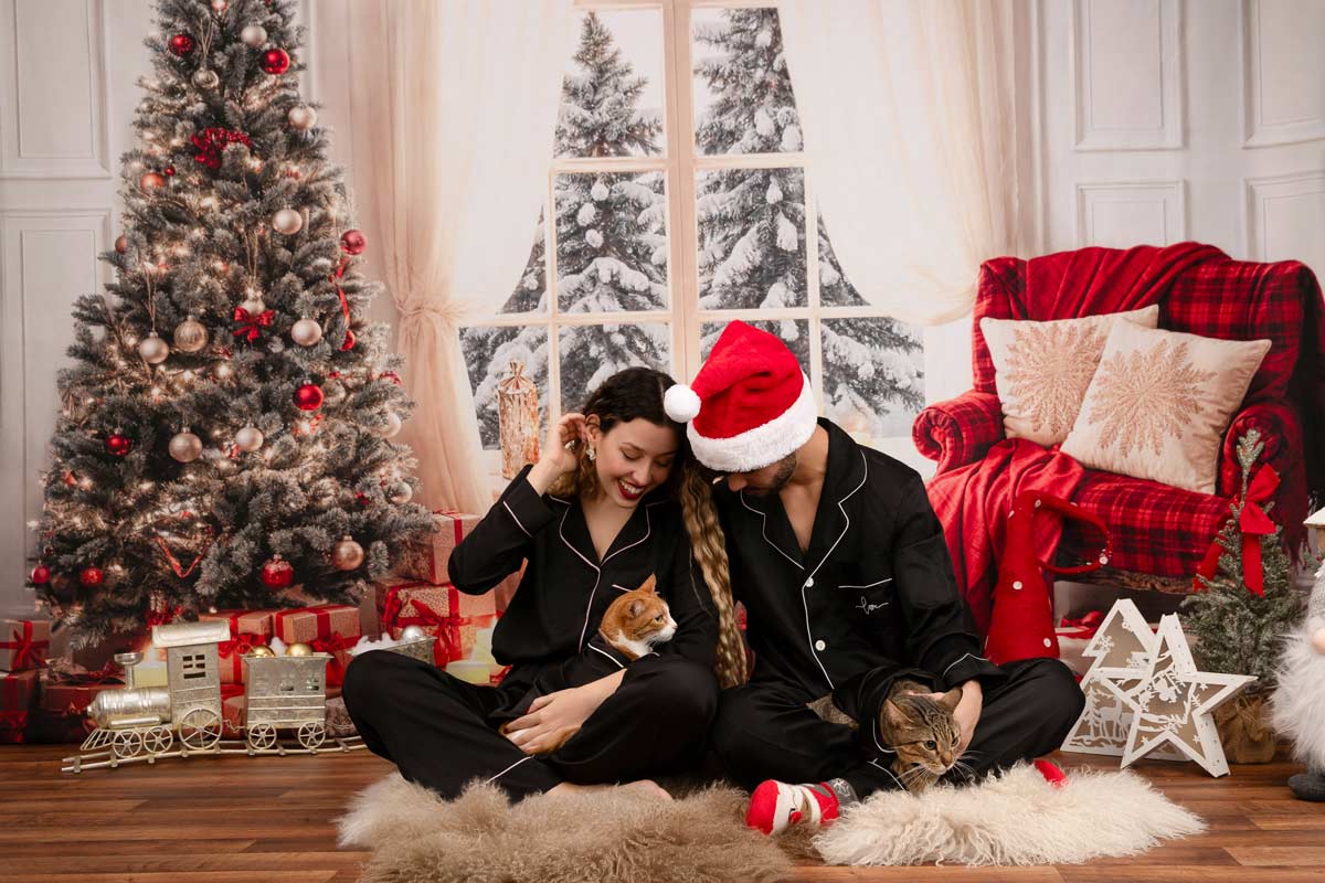 liebevolles-weihnachtsshooting-muenchen-paar-haustier