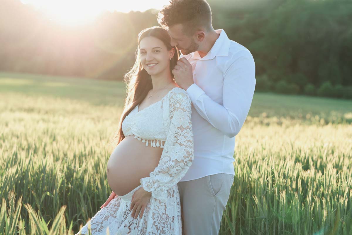 babybauch-fotografin-muenchen-outdoor