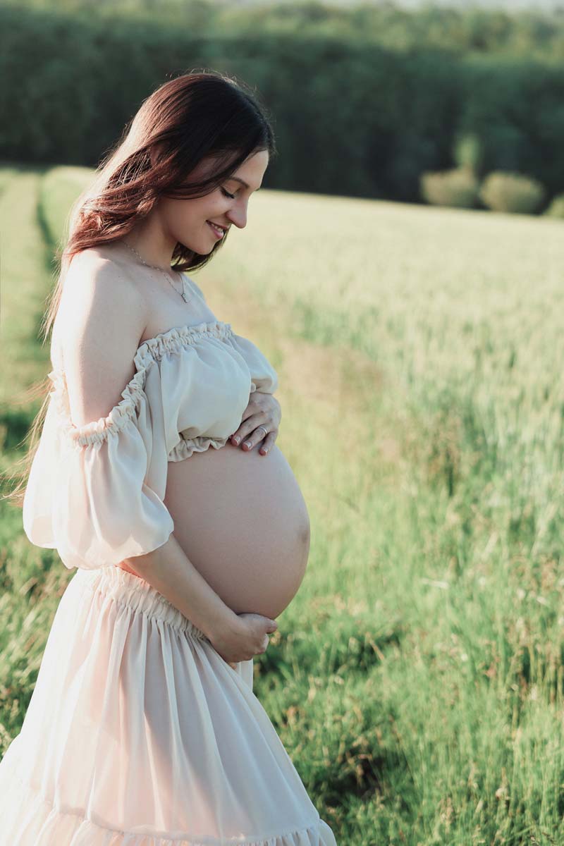 babybauch-fotoshooting-outdoor-muenchen